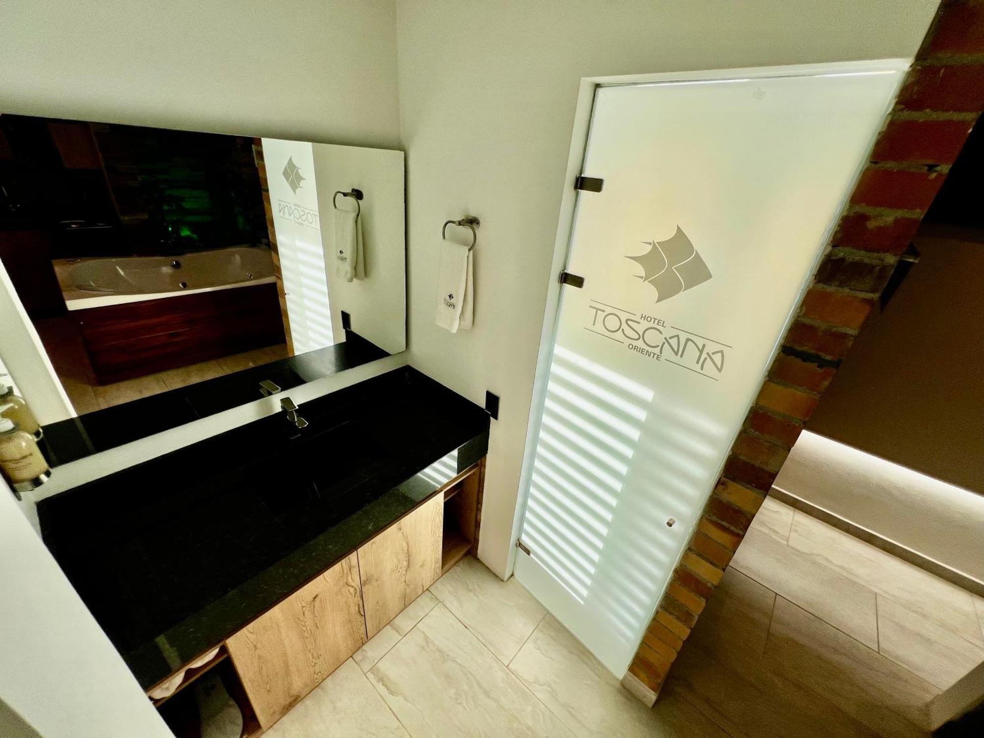 Hotel Toscana Oriente Rionegro Zewnętrze zdjęcie